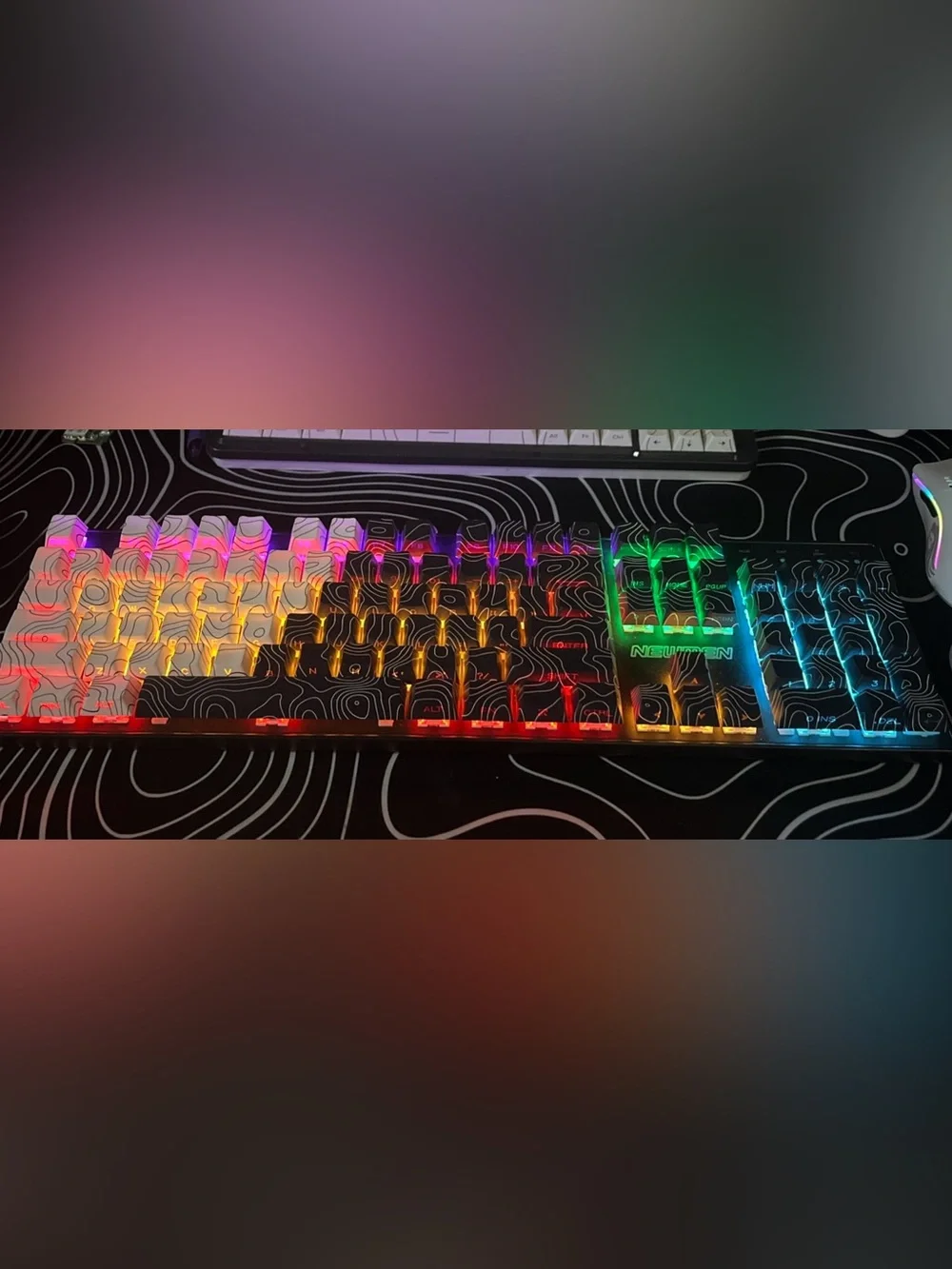 Custom RGB Mechanical Gaming Keyboard Black and White Swiggles